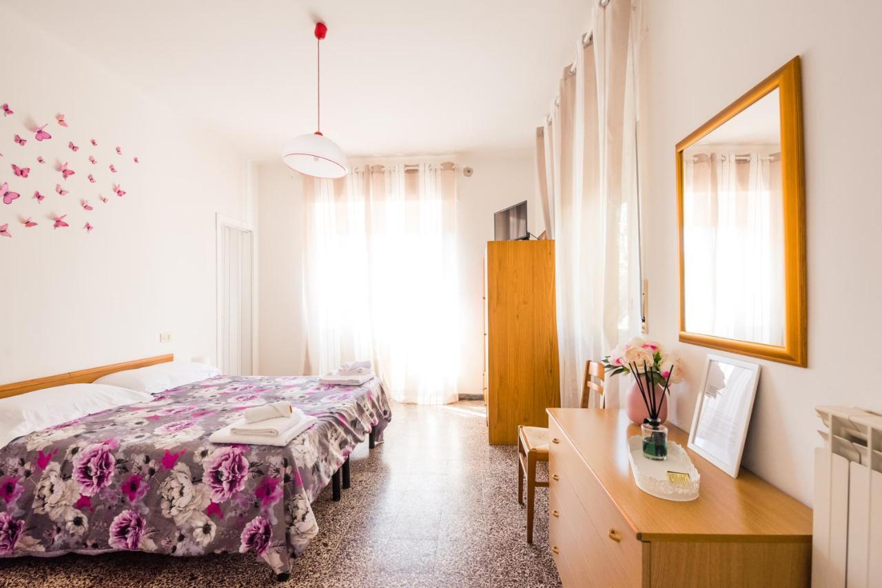 Casa Violetta Bed & Breakfast Марина ди Маса Екстериор снимка