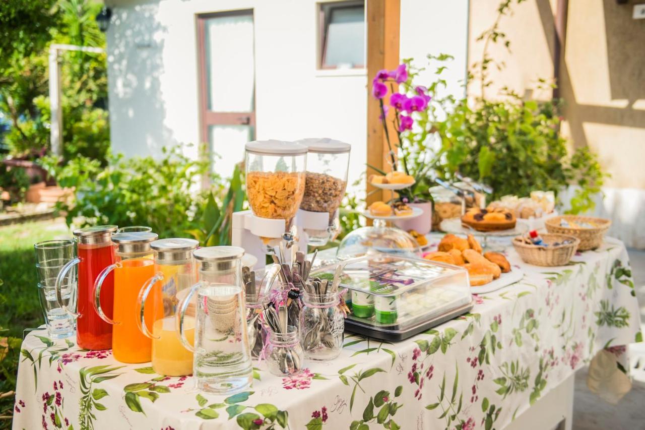 Casa Violetta Bed & Breakfast Марина ди Маса Екстериор снимка