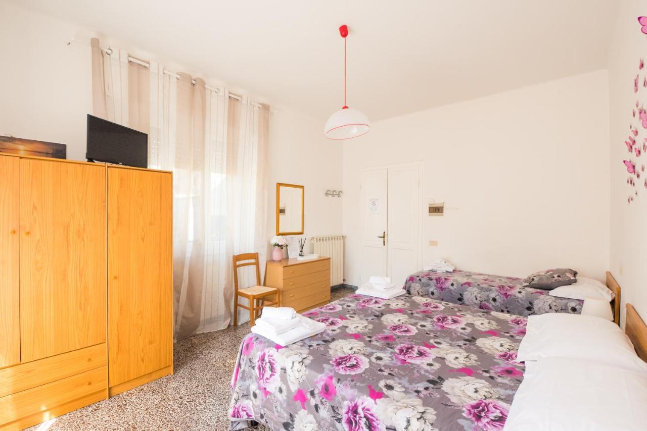 Casa Violetta Bed & Breakfast Марина ди Маса Екстериор снимка