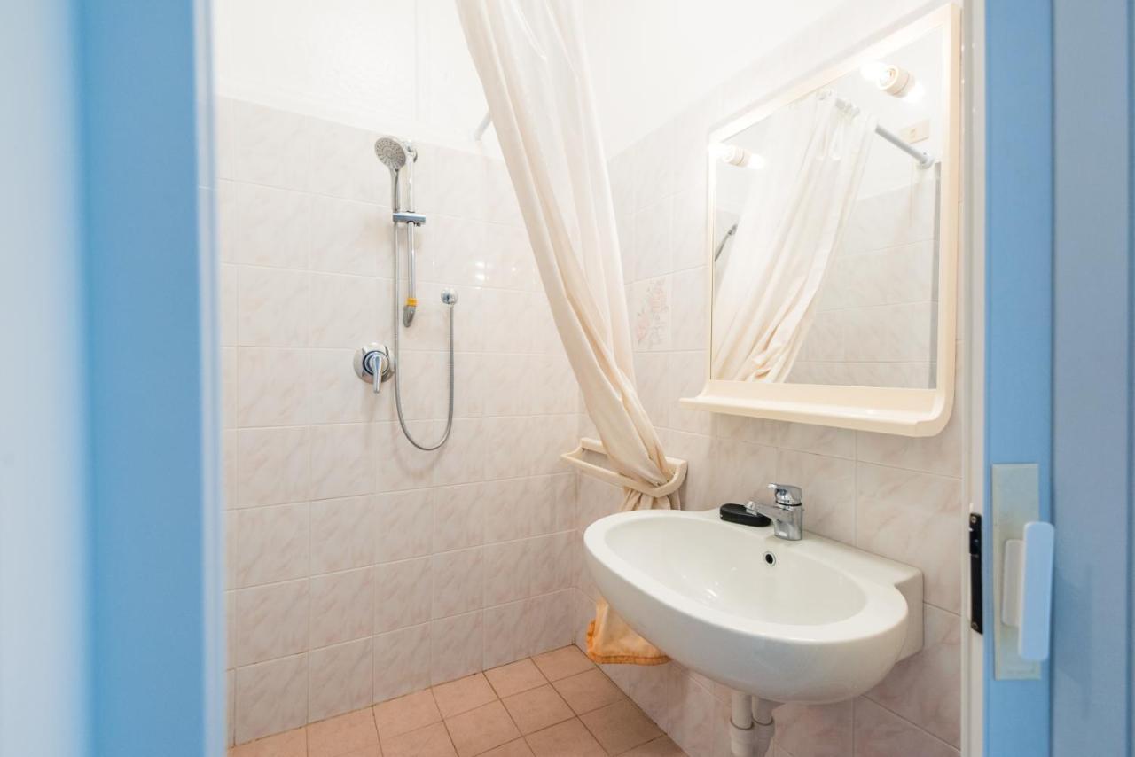 Casa Violetta Bed & Breakfast Марина ди Маса Екстериор снимка